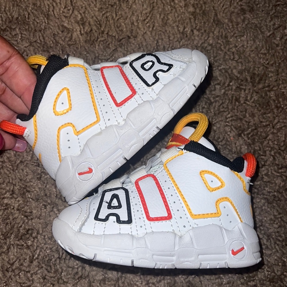 Infant shoes